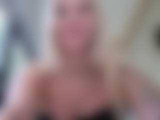 Live cam show with Megan-Ros - BBW on Camsoda