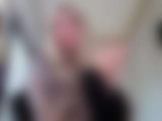Live cam show with Megan-Ros - Squirt Blonde Hair on Camsoda