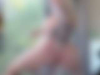 Megan-Ros's Live Sex Cam Show