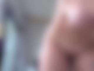 Megan-Ros's Live Sex Cam Show