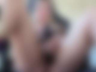 Live cam show with Megan-Ros - Handjob on Camsoda