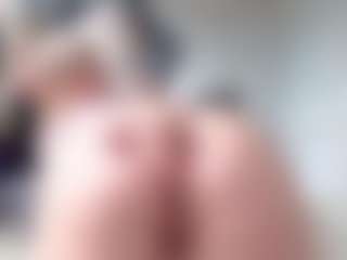 Megan-Ros's Live Sex Cam Show