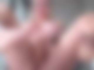 Live cam show with Megan-Ros - Bedroom Blonde Hair on madthumbs