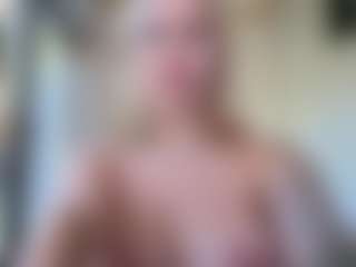 Live cam show with Megan-Ros - Lush Curvy on SpankPalCams