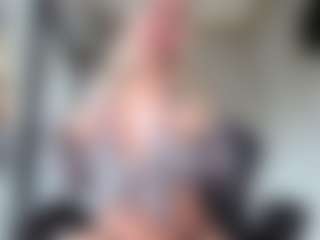 Live cam show with Megan-Ros - Tease on mypornchat.com