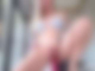 Megan-Ros's Live Sex Cam Show