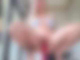 Megan-Ros's Live Sex Cam Show