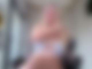 Megan-Ros's Live Sex Cam Show