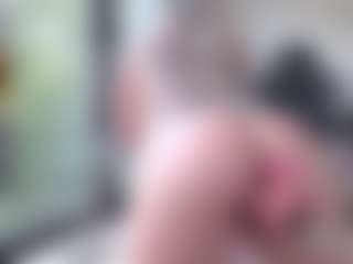 Megan-Ros's Live Sex Cam Show