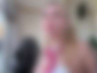 Live cam show with Megan-Ros - Fetish Curvy on Lustler