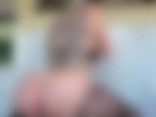Live cam show with Megan-Ros - Toys on livesuperchat.net