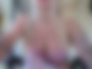 Live cam show with Megan-Ros - Anal Curvy on googirlz