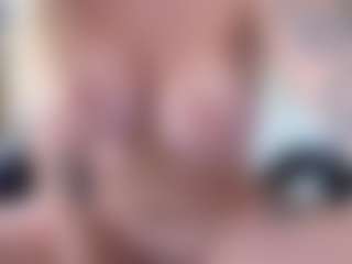 Live cam show with Megan-Ros - Big Ass on SinfulBabes