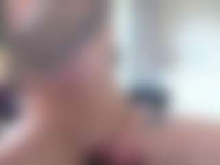 Megan-Ros's Live Sex Cam Show