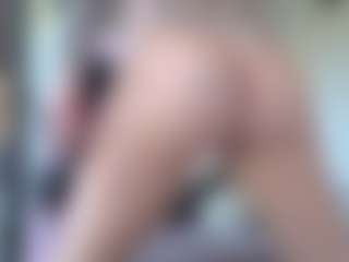 Megan-Ros's Live Sex Cam Show