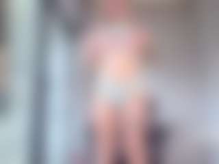 Live cam show with Megan-Ros - Tease Blonde Hair on sexylive.show