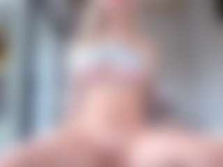 Live cam show with Megan-Ros - Asshole Curvy on Camsoda