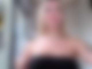 Megan-Ros's Live Sex Cam Show
