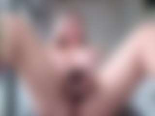 Megan-Ros's Live Sex Cam Show