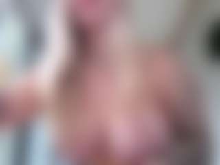 Megan-Ros's Live Sex Cam Show