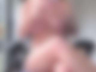 Megan-Ros's Live Sex Cam Show