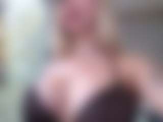 Live cam show with Megan-Ros - Foot Fetish Blonde Hair on Streamer API