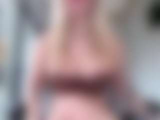 Megan-Ros's Live Sex Cam Show