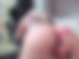 Live cam show with Megan-Ros - Lush Lovense on Hubzter Live