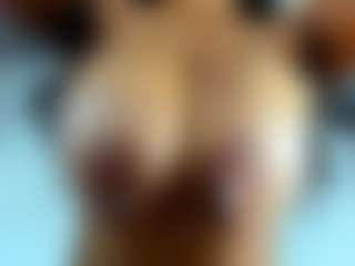 TIFANY-DIXON's Live Sex Cam Show