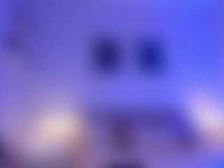 Live cam show with Violetta-Nur - Athletic on Soda Cam