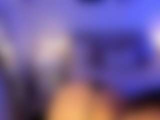 Live cam show with Violetta-Nur - Shaved on Camsoda