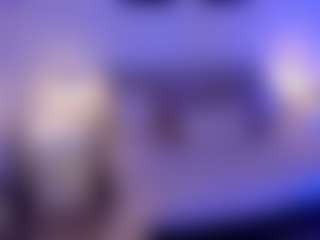 Live cam show with Violetta-Nur - Neon Hair on TottyGirls