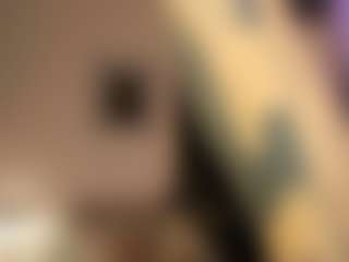 Live cam show with Violetta-Nur - Cute on Camming Site