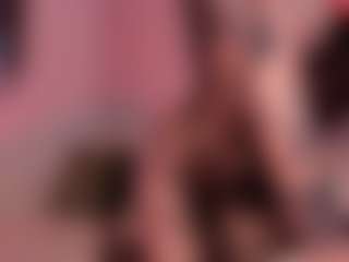 Live cam show with Violetta-Nur - Shaved on CamSodaAdn