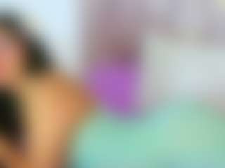 Live cam show with AnastaciaBlake - Facial Piercings on AdultVida.com