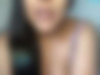 Live cam show with Bunny Mami - Latina on friskycurves.com