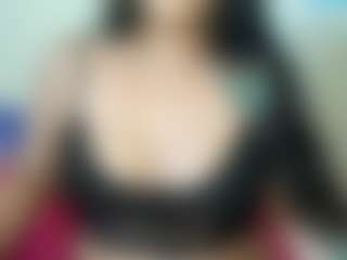 Bunny Mami's Live Sex Cam Show