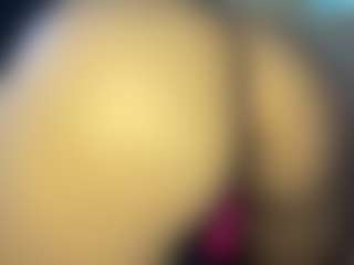 Live cam show with Bunny Mami - Fingering on boobsie.com
