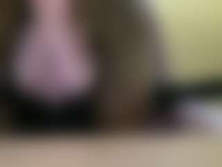 Elza Kom's Live Sex Cam Show