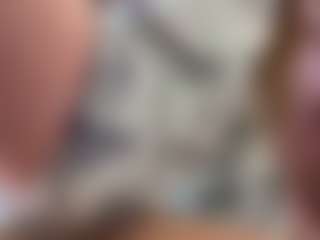 Elza Kom's Live Sex Cam Show