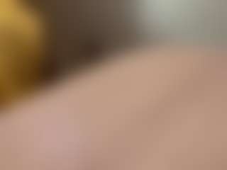 Elza Kom's Live Sex Cam Show