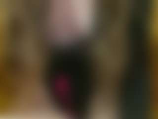 Elza Kom's Live Sex Cam Show