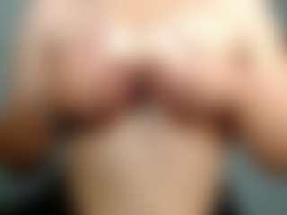 Live cam show with ichiben - Average on Camming Site