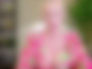 Live cam show with LadyLeea - Moaning on SpunkLive