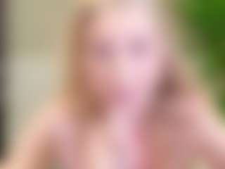 Live cam show with LadyLeea - Mature on SquirtSoMuch