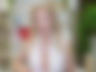 Live cam show with LadyLeea - Granny on Strip Flash - Live Sex Shows