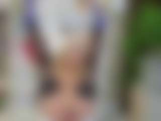 Live cam show with LadyLeea - Average on AdultVida.com