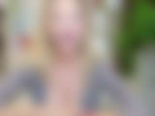 Live cam show with LadyLeea - Granny MILF on SxyPornLive