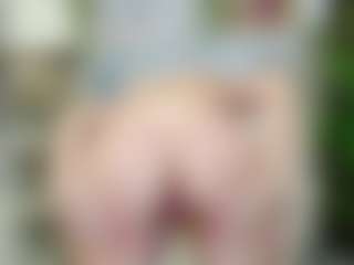 Live cam show with LadyLeea - Moaning on Gym Cam Girls