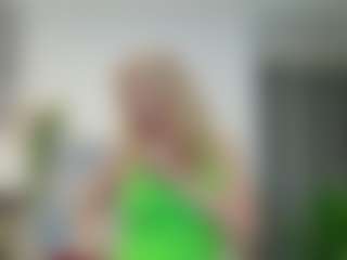Live cam show with LadyLeea - Mature on CamClone